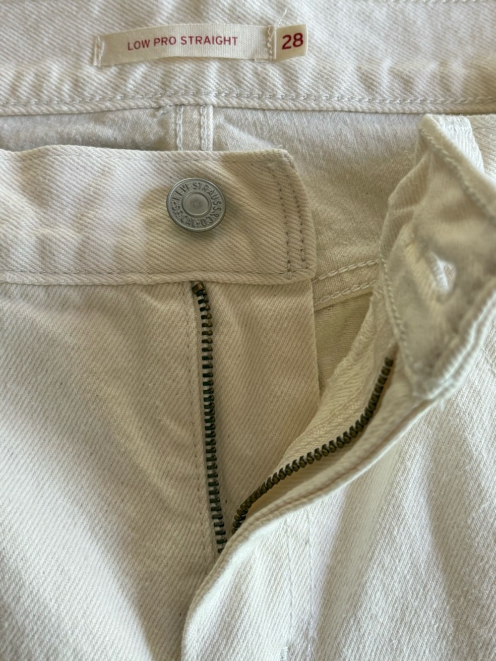 Levi’s Low Pro straight jeans